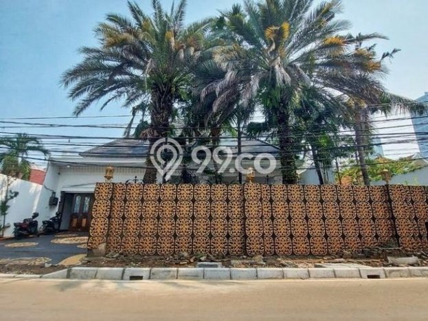 Rumah Mewah Dijual LT 810m2 di Menteng, Jakarta Pusat Rumah Mewah Dijual LT 810m2 di Menteng, Jakarta Pusat