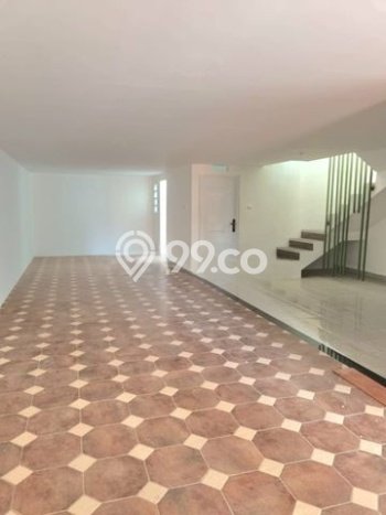 Hunian Mewah LB 350m2 Siap Huni Desain Elegan di Ragunan, Jakarta Selatan Hunian Mewah LB 350m2 Siap Huni Desain Elegan di Ragunan, Jakarta Selatan