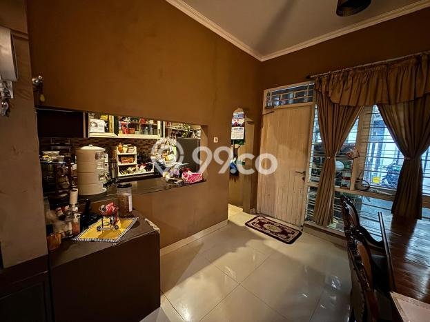 Hunian Mewah LB 350m2 Siap Pakai Desain Elegan di Grogol, Jakarta Barat Hunian Mewah LB 350m2 Siap Pakai Desain Elegan di Grogol, Jakarta Barat