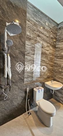 Rumah Elit Modern Tanpa Renovasi di Sutorejo Surabaya Rumah Elit Modern Tanpa Renovasi di Sutorejo Surabaya