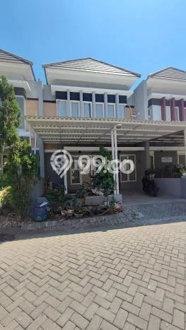 Dijual Cepat Rumah Bagus Siap Huni LB 102m2 di Rungkut, Surabaya Dijual Cepat Rumah Bagus Siap Huni LB 102m2 di Rungkut, Surabaya