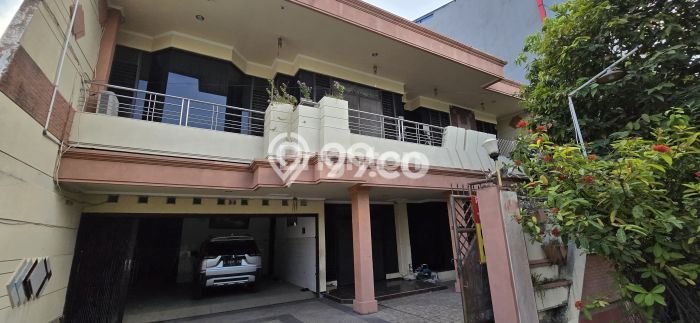 Dijual Rumah Premium dengan Fasilitas Sekitar Komplit di Mulyorejo, Surabaya Dijual Rumah Premium dengan Fasilitas Sekitar Komplit di Mulyorejo, Surabaya