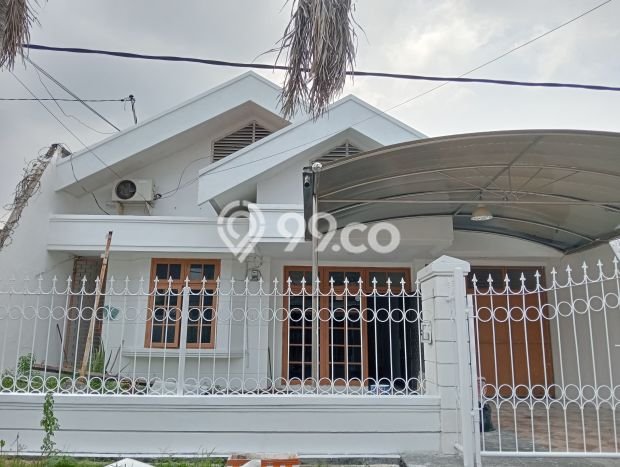 Rumah Elit Modern Siap Huni di Dharma Husada Surabaya Rumah Elit Modern Siap Huni di Dharma Husada Surabaya