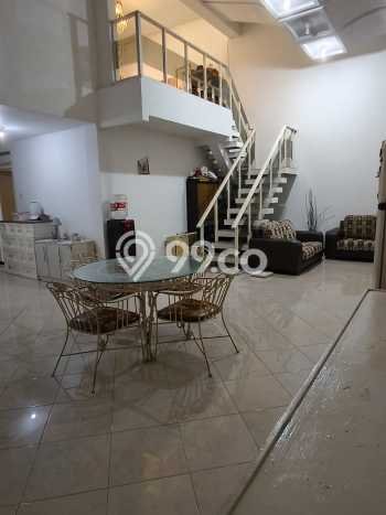 Dijual Rumah Luas Megah Dengan View Cantik di Galaxy, Surabaya Dijual Rumah Luas Megah Dengan View Cantik di Galaxy, Surabaya