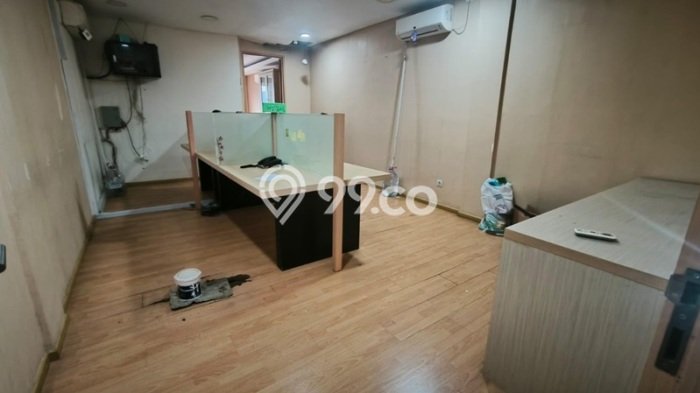 Area Ramai! Ruko Dijual di Tebet untuk Bisnis Luas Bangunan 1m2 Area Ramai! Ruko Dijual di Tebet untuk Bisnis Luas Bangunan 1m2