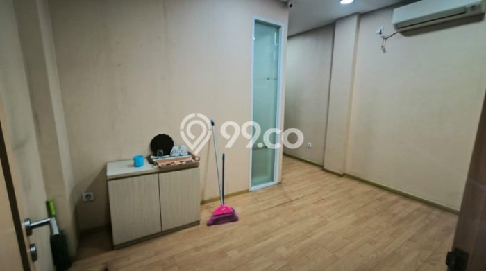 Area Ramai! Ruko Dijual di Tebet untuk Bisnis Luas Bangunan 1m2 Area Ramai! Ruko Dijual di Tebet untuk Bisnis Luas Bangunan 1m2