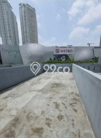 Unit Ruko Paling Strategis di Kebayoran Lama Jakarta Selatan dengan LB 1m2 Unit Ruko Paling Strategis di Kebayoran Lama Jakarta Selatan dengan LB 1m2