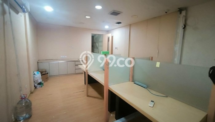 Area Ramai! Ruko Dijual di Tebet untuk Bisnis Luas Bangunan 1m2 Area Ramai! Ruko Dijual di Tebet untuk Bisnis Luas Bangunan 1m2