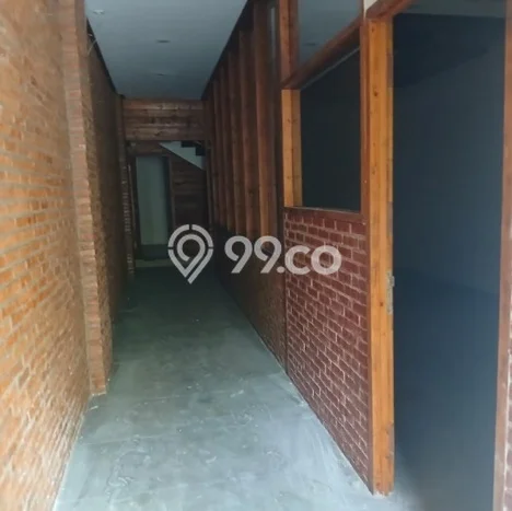 FOR RENT! Ruko di Patal Senayan Cocok untuk Bisnis 1m2 FOR RENT! Ruko di Patal Senayan Cocok untuk Bisnis 1m2