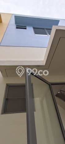 Ruko Disewa di Tangerang dengan LB 92m2 Area Komersial Ramai Ruko Disewa di Tangerang dengan LB 92m2 Area Komersial Ramai
