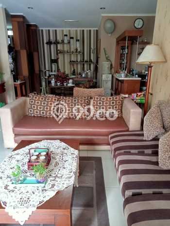 Rumah Luas Tanah 155m² di Arcamanik, Bandung - Lokasi Strategis Rumah Luas Tanah 155m² di Arcamanik, Bandung - Lokasi Strategis
