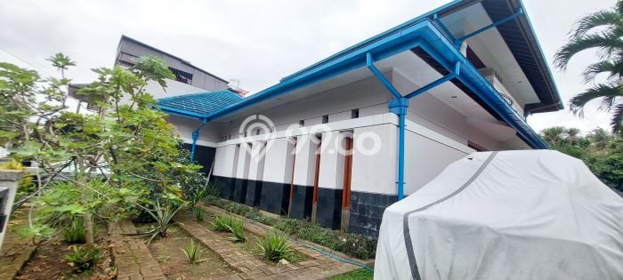 Rumah Mewah LB 430m2 Siap Pakai Desain Elegan di Pasteur, Bandung Rumah Mewah LB 430m2 Siap Pakai Desain Elegan di Pasteur, Bandung