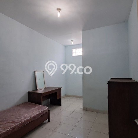 Rumah Kost untuk Dijual di Bojongsoang dengan 6 KT, 5 KM, Luas 180m2 Rumah Kost untuk Dijual di Bojongsoang dengan 6 KT, 5 KM, Luas 180m2