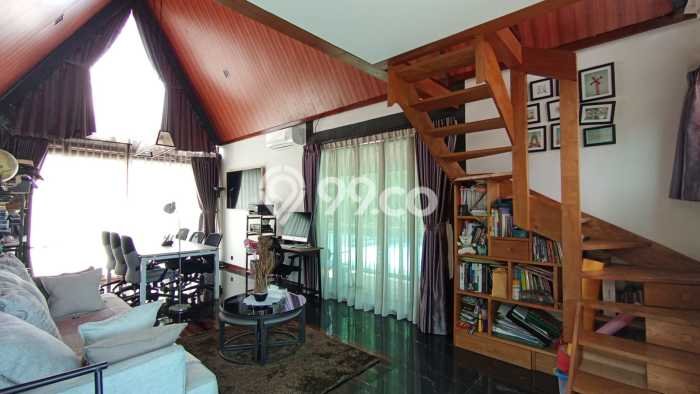 Rumah di , 6 KT, Design Modern, Luas 320m2m² Bangunan 750m2m² Rumah di , 6 KT, Design Modern, Luas 320m2m² Bangunan 750m2m²