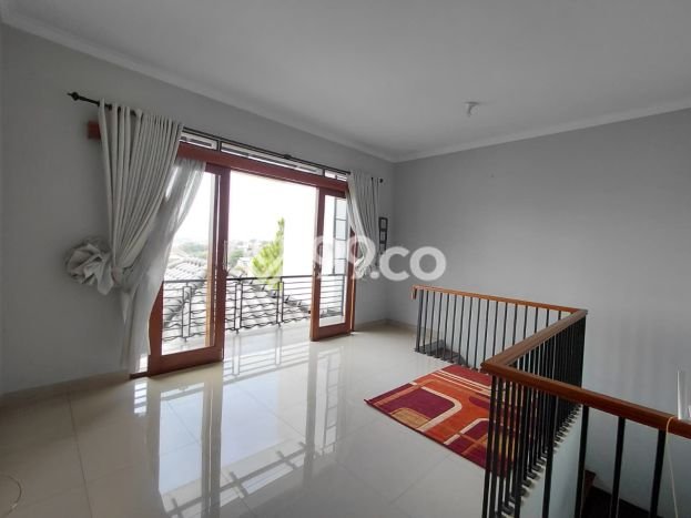 Jual Rumah Mewah Megah Dengan View Cantik di Cigadung, Bandung Jual Rumah Mewah Megah Dengan View Cantik di Cigadung, Bandung
