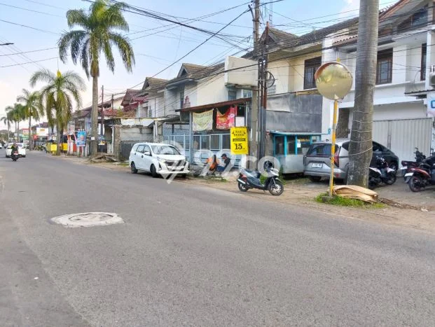 Unit Ruko Paling Strategis di Antapani Bandung dengan LB 120m2 Unit Ruko Paling Strategis di Antapani Bandung dengan LB 120m2