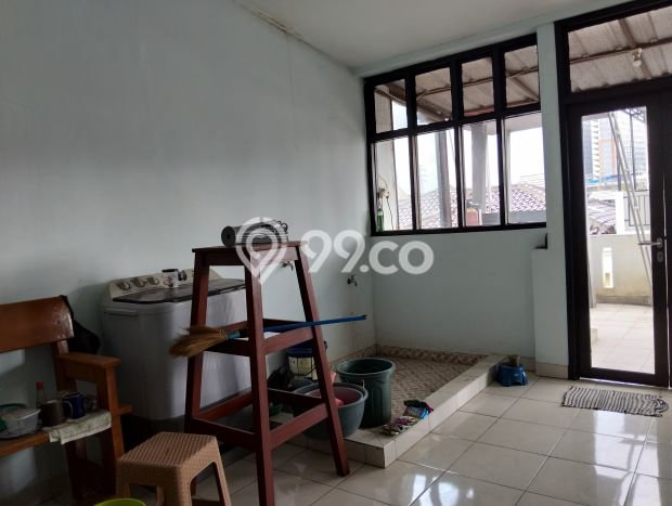 Rumah Kost untuk Dijual di Bojongsoang dengan 6 KT, 5 KM, Luas 180m2 Rumah Kost untuk Dijual di Bojongsoang dengan 6 KT, 5 KM, Luas 180m2