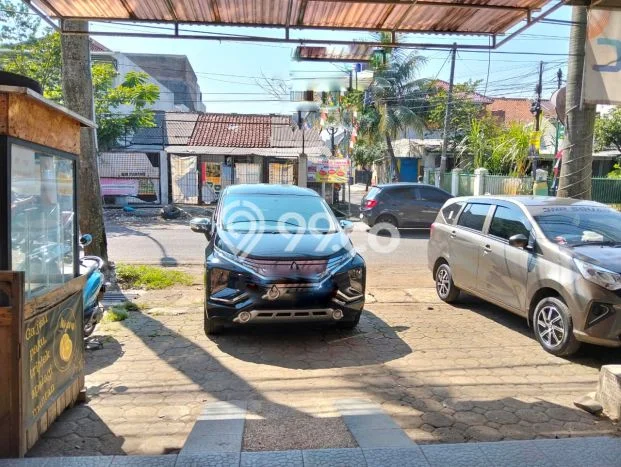 Unit Ruko Paling Strategis di Antapani Bandung dengan LB 120m2 Unit Ruko Paling Strategis di Antapani Bandung dengan LB 120m2