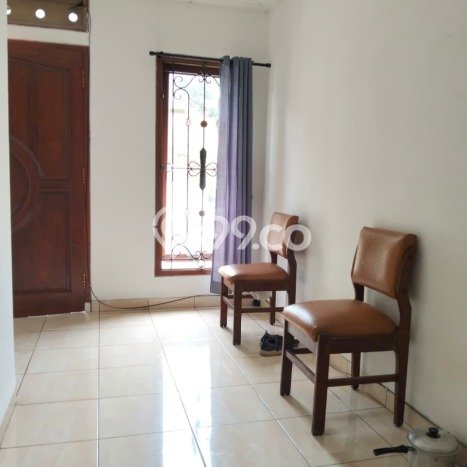 Rumah sewa siap pakai 5 KT di Supratman, Bandung Rumah sewa siap pakai 5 KT di Supratman, Bandung