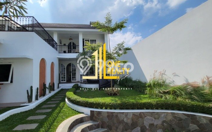 Jual Rumah Luas Megah Dengan View Eksklusif di Setiabudi, Bandung Jual Rumah Luas Megah Dengan View Eksklusif di Setiabudi, Bandung