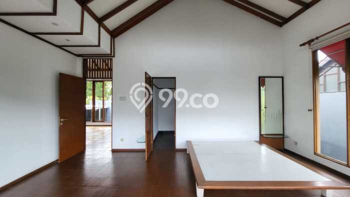 Jual Rumah Luas Megah Dengan View Cantik di Dago Pakar, Bandung Jual Rumah Luas Megah Dengan View Cantik di Dago Pakar, Bandung