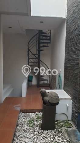 For Sale! Premium House LT 177m2 Desain Elegan di Pasteur For Sale! Premium House LT 177m2 Desain Elegan di Pasteur