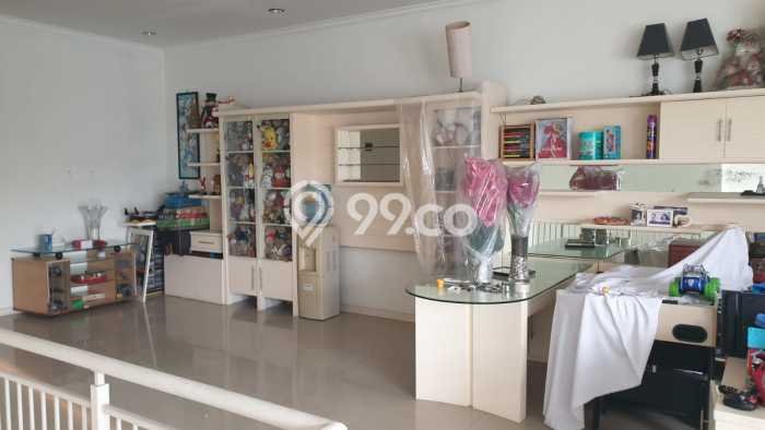 For Sale! Premium House LT 177m2 Desain Elegan di Pasteur For Sale! Premium House LT 177m2 Desain Elegan di Pasteur