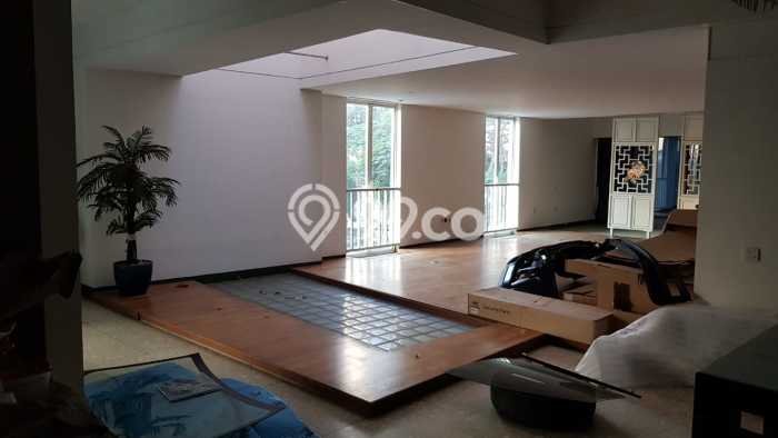 Kantor Dijual di Prime Area Bandung Luas 1500m2 Kantor Dijual di Prime Area Bandung Luas 1500m2