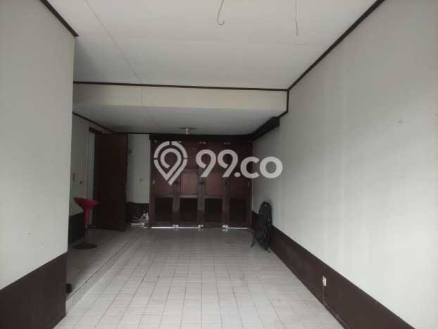 Hunian Elit LB 250m2 Siap Huni Desain Elegan di Setra Duta, Bandung Hunian Elit LB 250m2 Siap Huni Desain Elegan di Setra Duta, Bandung