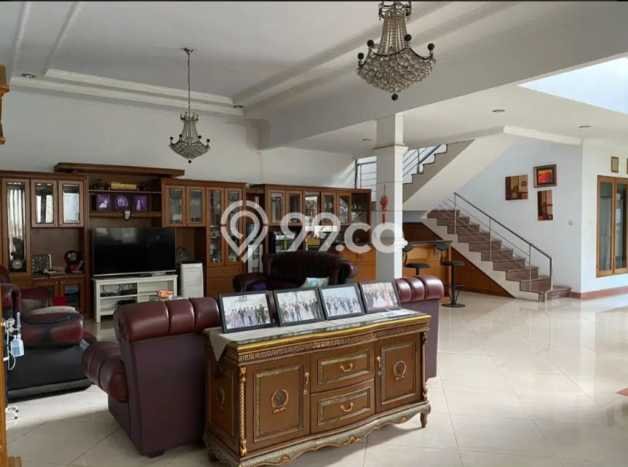 Rumah Elit Modern Siap Huni di Pajajaran Bandung Rumah Elit Modern Siap Huni di Pajajaran Bandung