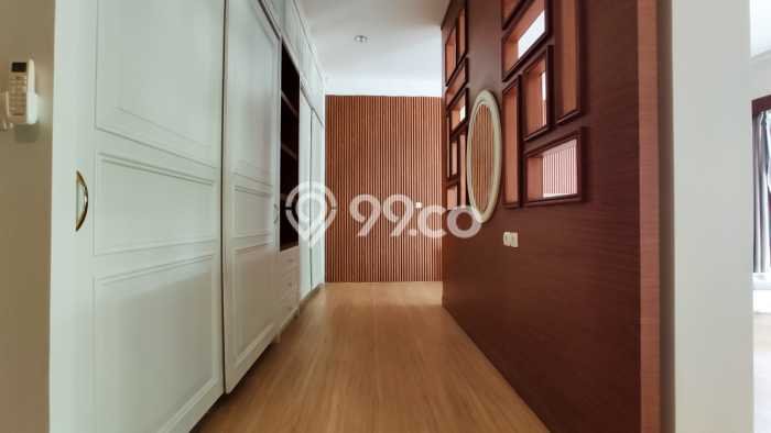 Rumah Luxury Modern Tanpa Renovasi di Ciumbuleuit Bandung Rumah Luxury Modern Tanpa Renovasi di Ciumbuleuit Bandung