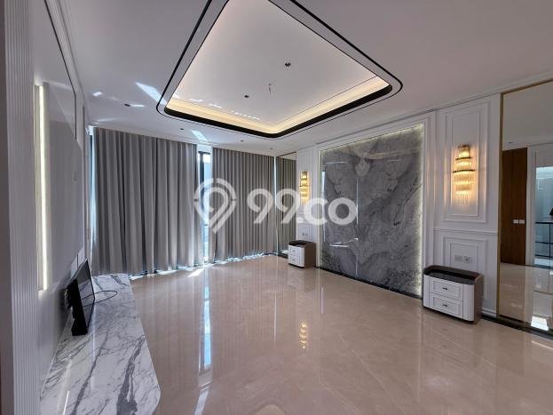 For Sale! Luxury House LT 360m2 Desain Elegan di BSD For Sale! Luxury House LT 360m2 Desain Elegan di BSD