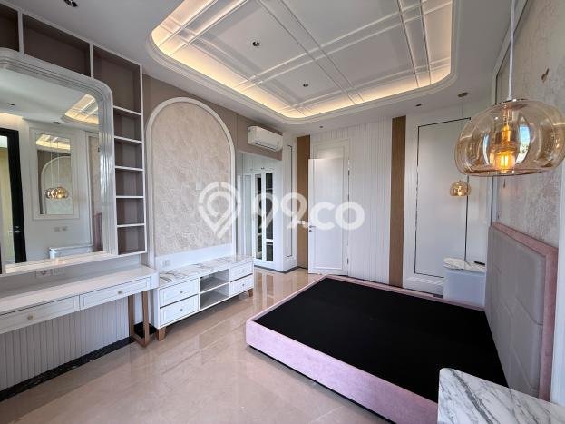 For Sale! Luxury House LT 360m2 Desain Elegan di BSD For Sale! Luxury House LT 360m2 Desain Elegan di BSD