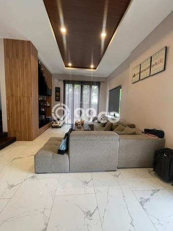 Rumah Mewah LB 200m2 Siap Pakai Desain Elegan di BSD, Tangerang Rumah Mewah LB 200m2 Siap Pakai Desain Elegan di BSD, Tangerang