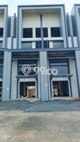 Ruko di , Luas 326m2m², Lokasi Komersial, Disewakan Ruko di , Luas 326m2m², Lokasi Komersial, Disewakan