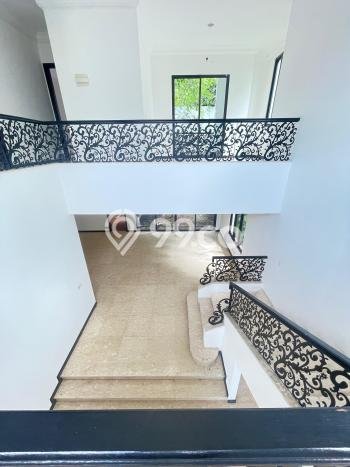 Dijual Rumah Luas Megah Dengan View Cantik di BSD, Tangerang Dijual Rumah Luas Megah Dengan View Cantik di BSD, Tangerang