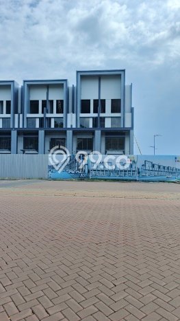 Ruko di , Luas 326m2m², Lokasi Komersial, Disewakan Ruko di , Luas 326m2m², Lokasi Komersial, Disewakan