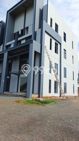 Ruko di , Luas 326m2m², Lokasi Komersial, Disewakan Ruko di , Luas 326m2m², Lokasi Komersial, Disewakan