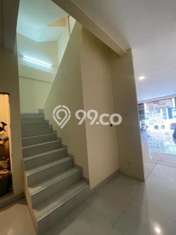Ruko Premium Kawasan , Luas 150m2m², Area Bisnis, Tingkat Keramaian Tinggi Ruko Premium Kawasan , Luas 150m2m², Area Bisnis, Tingkat Keramaian Tinggi