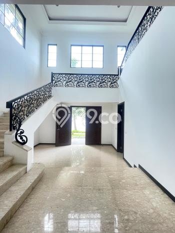 Dijual Rumah Luas Megah Dengan View Cantik di BSD, Tangerang Dijual Rumah Luas Megah Dengan View Cantik di BSD, Tangerang