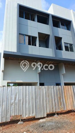 Ruko di , Luas 326m2m², Lokasi Komersial, Disewakan Ruko di , Luas 326m2m², Lokasi Komersial, Disewakan