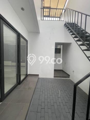 Hunian Elit LB 352m2 Siap Pakai Desain Elegan di BSD, Tangerang Hunian Elit LB 352m2 Siap Pakai Desain Elegan di BSD, Tangerang