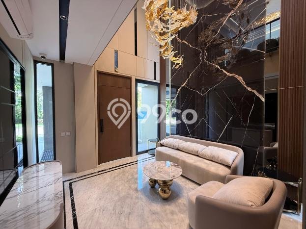 For Sale! Luxury House LT 360m2 Desain Elegan di BSD For Sale! Luxury House LT 360m2 Desain Elegan di BSD