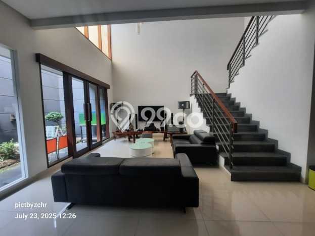 Rumah Cantik Siap Pakai Di Batununggal Luas 300m2 Lokasi Strategis Rumah Cantik Siap Pakai Di Batununggal Luas 300m2 Lokasi Strategis