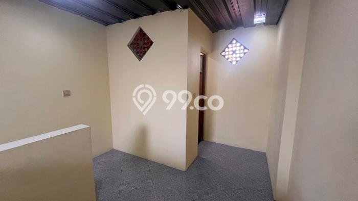 Disewakan! Rumah 3 Kamar Tidur &
2 Kamar Mandi di Buah Batu, Bandung Disewakan! Rumah 3 Kamar Tidur &
2 Kamar Mandi di Buah Batu, Bandung