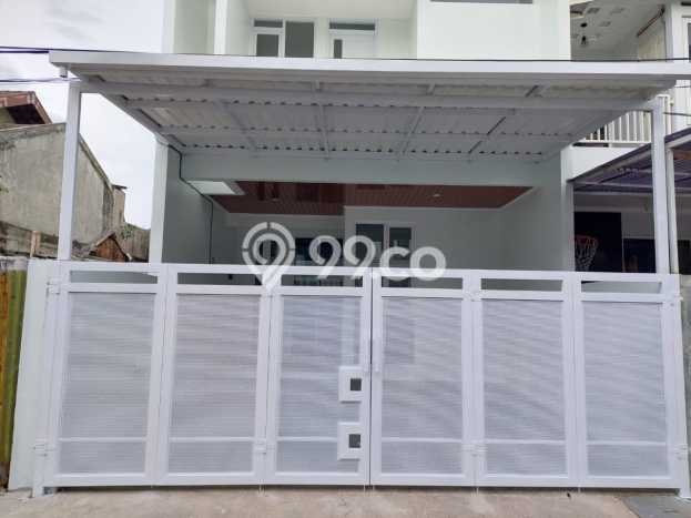 Jual Rumah Eksklusif 3 KT di Buah Batu, Bandung Jual Rumah Eksklusif 3 KT di Buah Batu, Bandung