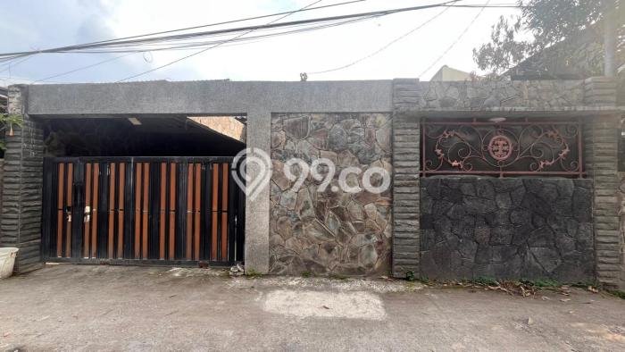 Disewakan! Rumah 3 Kamar Tidur &
2 Kamar Mandi di Buah Batu, Bandung Disewakan! Rumah 3 Kamar Tidur &
2 Kamar Mandi di Buah Batu, Bandung