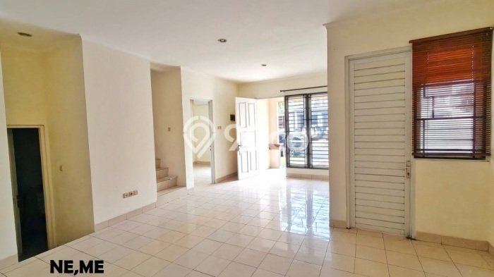 Jual Rumah Modern 3 KT di Cibubur, Jakarta Timur Jual Rumah Modern 3 KT di Cibubur, Jakarta Timur