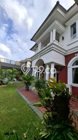 Rumah Luxury Modern Siap Huni di Cibubur Jakarta Timur Rumah Luxury Modern Siap Huni di Cibubur Jakarta Timur