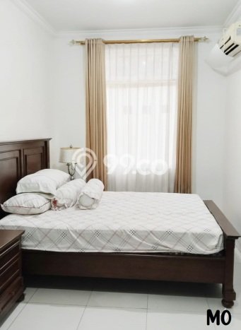 Ready to Use! Premium House LT 256m2 Desain Elegan di Cibubur Ready to Use! Premium House LT 256m2 Desain Elegan di Cibubur